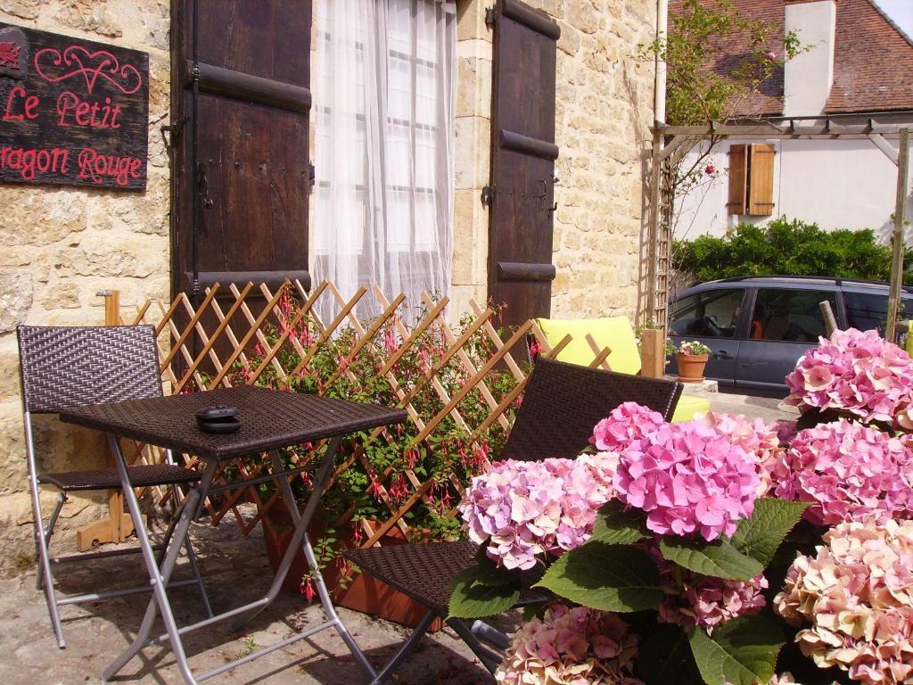 Hotel Le Petit Dragon Rouge Miers Zimmer foto